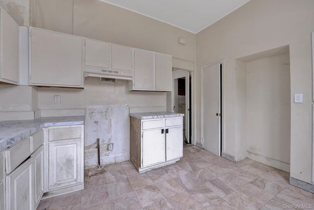 43-44 164th Street, Flushing, NY 11358