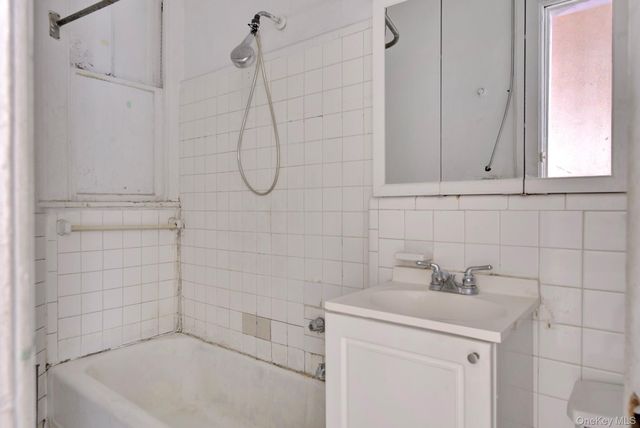 43-44 164th Street, Flushing, NY 11358