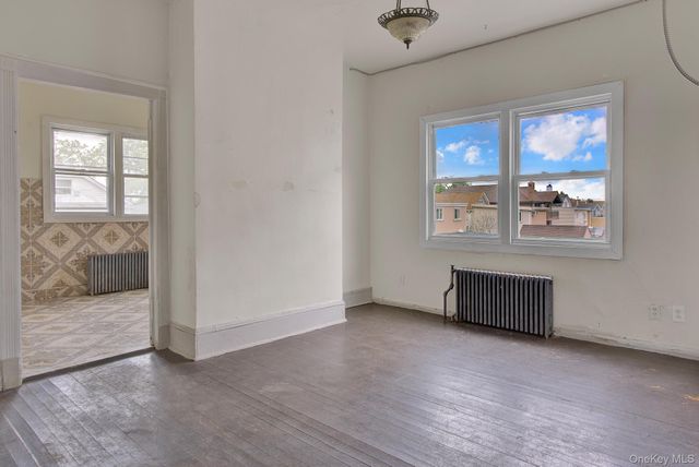 43-44 164th Street, Flushing, NY 11358