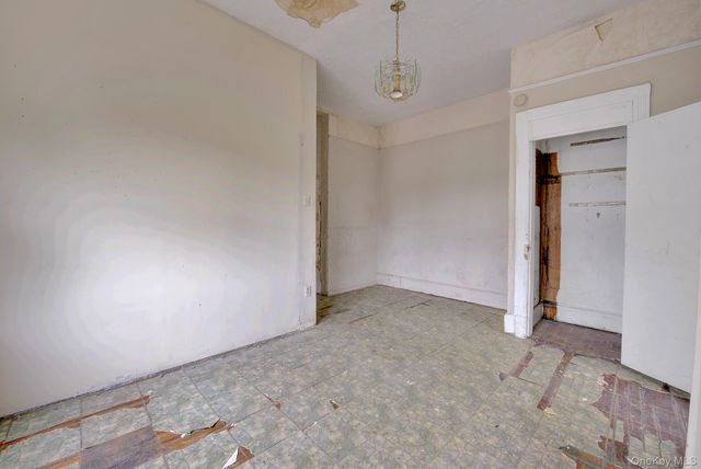 43-44 164th Street, Flushing, NY 11358
