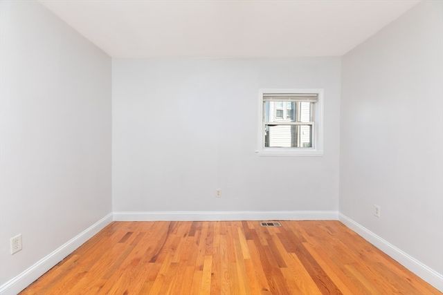 23 Myrtle St, Quincy, MA 02171