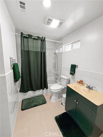 1521 W 37th Place, Los Angeles, CA 90018
