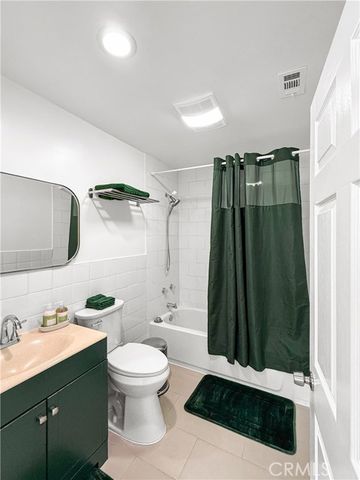 1521 W 37th Place, Los Angeles, CA 90018