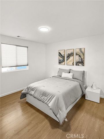 1521 W 37th Place, Los Angeles, CA 90018