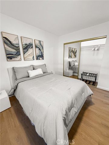 1521 W 37th Place, Los Angeles, CA 90018
