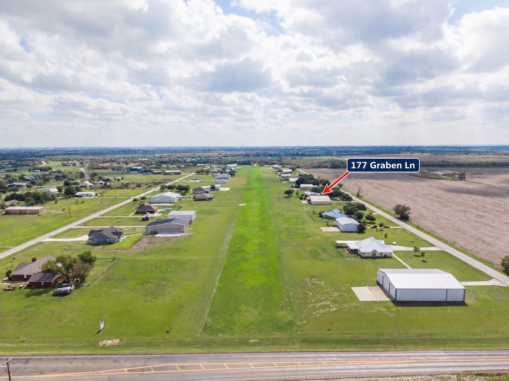 177 Graben Lane, Rhome, TX 76078 — exterior