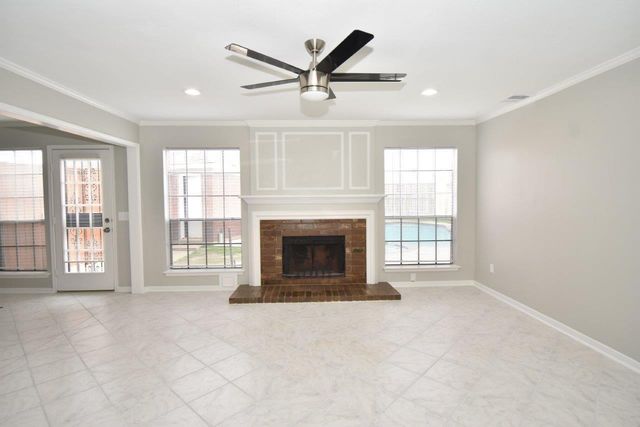 9007 Woodleigh, Houston, TX 77083