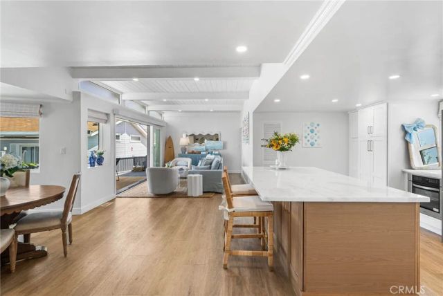 8 Saratoga, Newport Beach, CA 92660