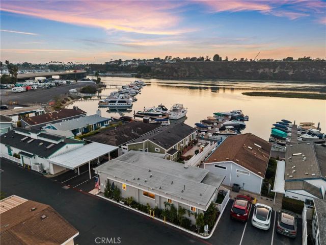 8 Saratoga, Newport Beach, CA 92660