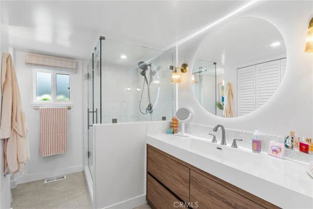 8 Saratoga, Newport Beach, CA 92660