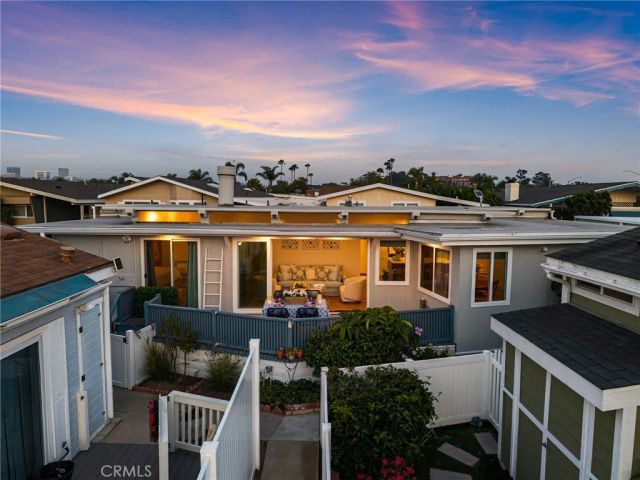 8 Saratoga, Newport Beach, CA 92660