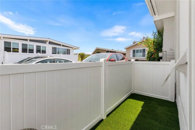 8 Saratoga, Newport Beach, CA 92660