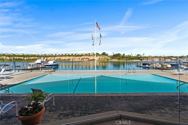 8 Saratoga, Newport Beach, CA 92660
