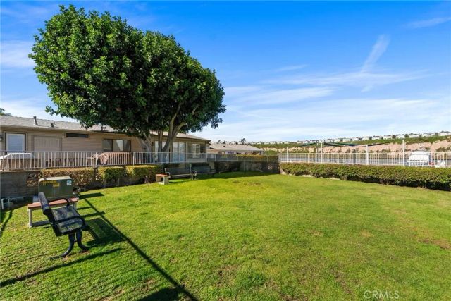 8 Saratoga, Newport Beach, CA 92660