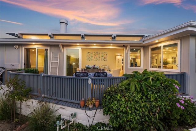 8 Saratoga, Newport Beach, CA 92660