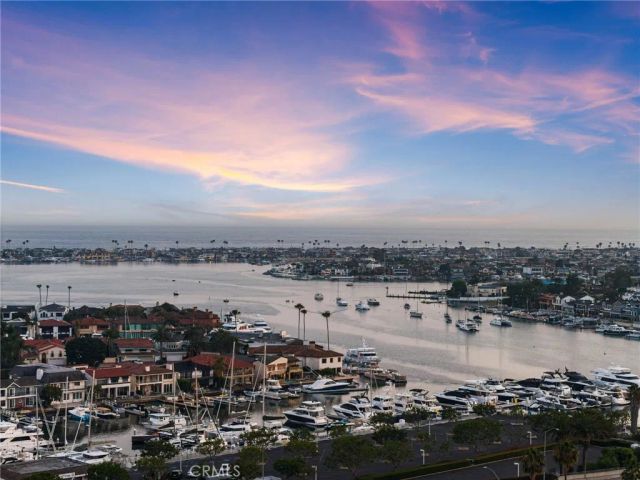8 Saratoga, Newport Beach, CA 92660