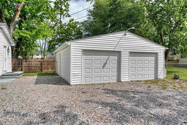 2714 Vann Avenue, Evansville, IN 47714