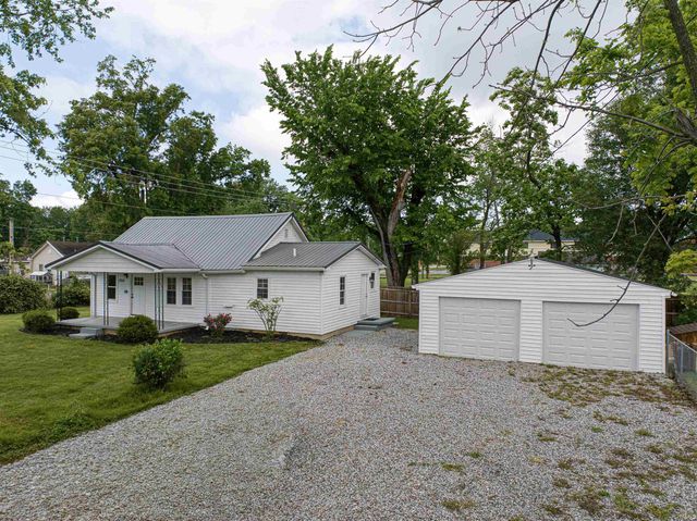 2714 Vann Avenue, Evansville, IN 47714