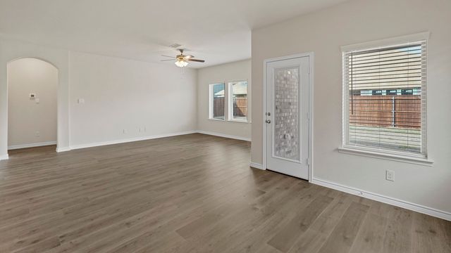 446 Scenic Spark Lane, Lavon, TX 75166