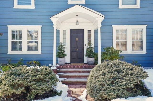 69 ELM ST, Summit City, NJ 07901