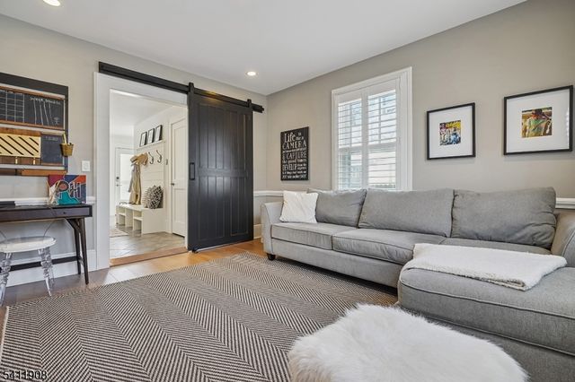 69 ELM ST, Summit City, NJ 07901