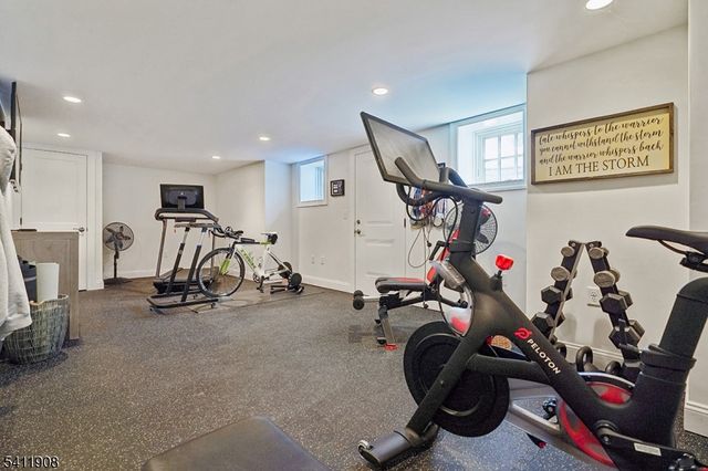 69 ELM ST, Summit City, NJ 07901