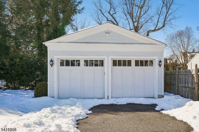 69 ELM ST, Summit City, NJ 07901