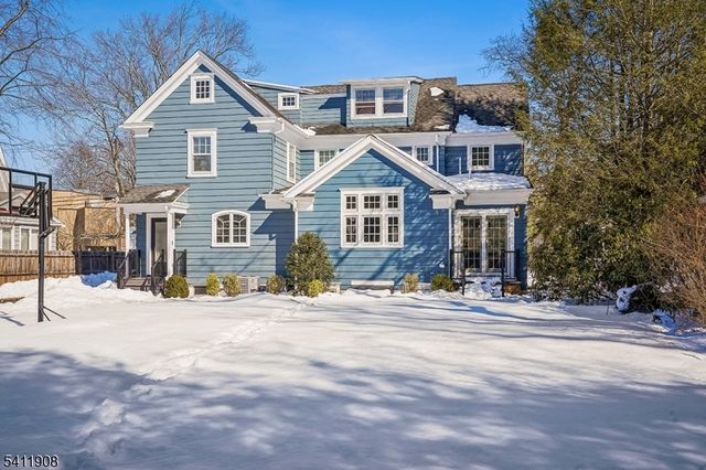 69 ELM ST, Summit City, NJ 07901