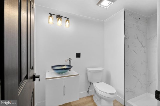 957 MARTIN LUTHER KING JR BLVD, Trenton, NJ 08638