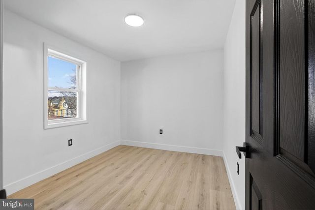 957 MARTIN LUTHER KING JR BLVD, Trenton, NJ 08638