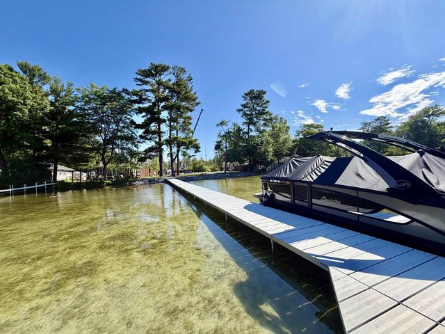 N2883 OTTER DRIVE, Waupaca, WI 54981