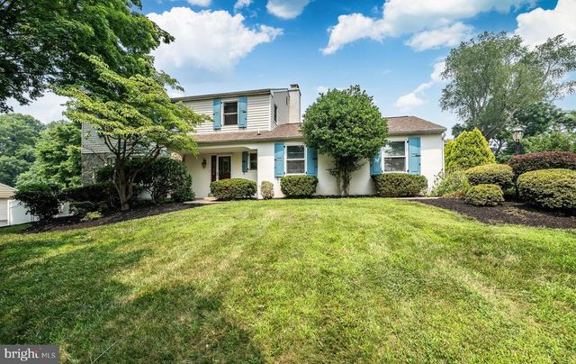 15 CRESTVIEW RD, Phoenixville, PA 19460