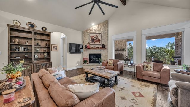 1320 Post Oak Road, Gordon, TX 76453