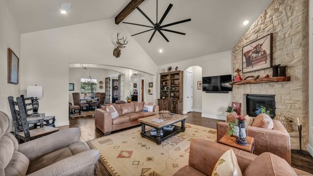 1320 Post Oak Road, Gordon, TX 76453