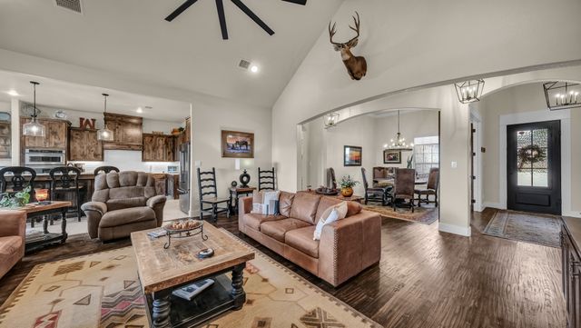 1320 Post Oak Road, Gordon, TX 76453