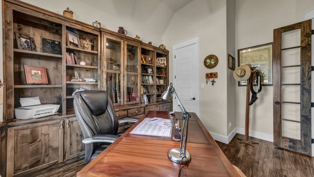 1320 Post Oak Road, Gordon, TX 76453