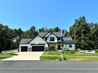 1998 Sienna Street, Oshtemo Charter Township, MI 49009