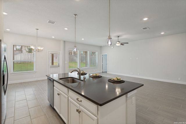 1202 Taubenfeld, San Antonio, TX 78260