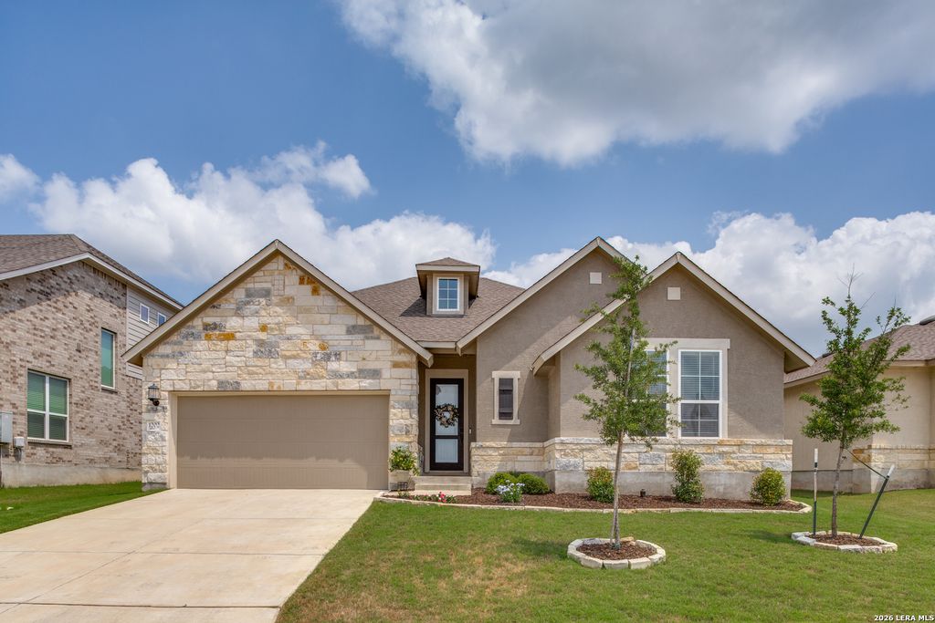 1202 Taubenfeld, San Antonio, TX 78260