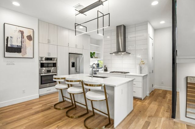 4820 Dinsmore Court, Dallas, TX 75204