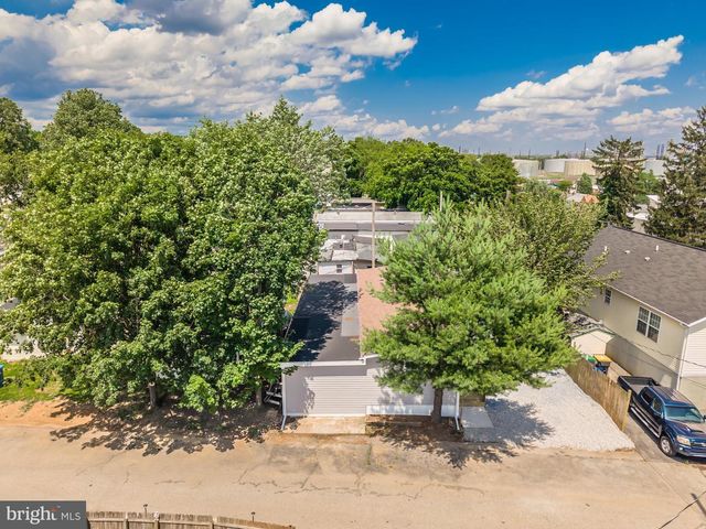 8-B SHERMAN DR, Claymont, DE 19703