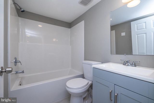 8-B SHERMAN DR, Claymont, DE 19703