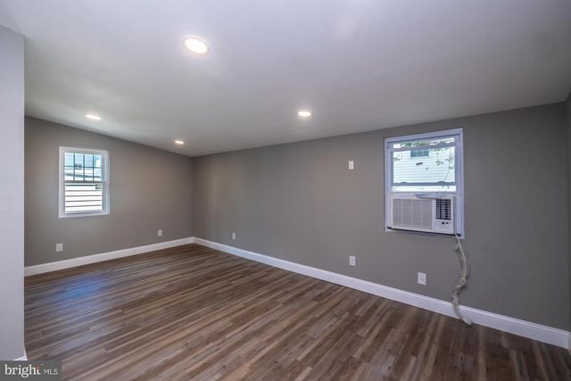 8-B SHERMAN DR, Claymont, DE 19703