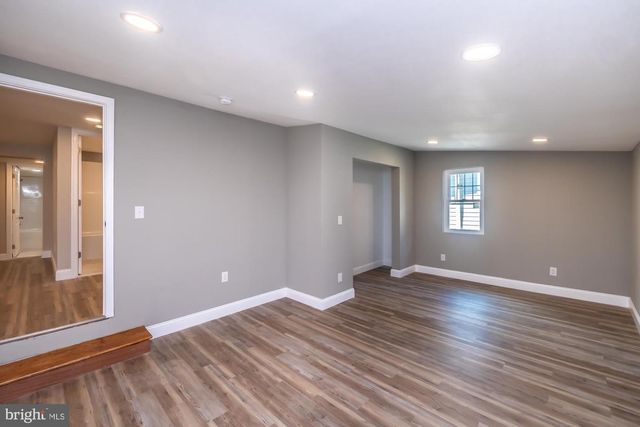 8-B SHERMAN DR, Claymont, DE 19703