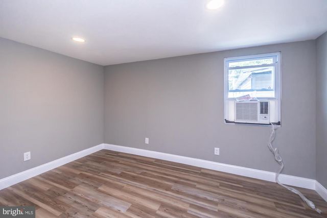 8-B SHERMAN DR, Claymont, DE 19703