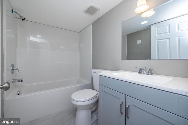 8-B SHERMAN DR, Claymont, DE 19703