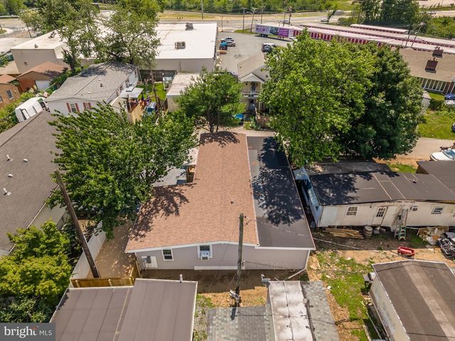 8-B SHERMAN DR, Claymont, DE 19703