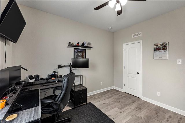 7820 Quartz Lane, Texas City, TX 77591
