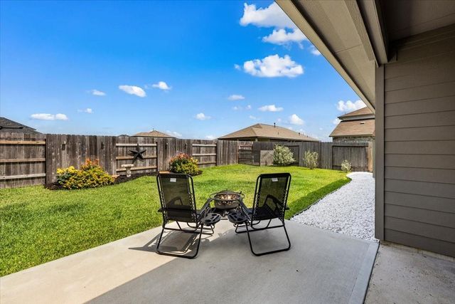 7820 Quartz Lane, Texas City, TX 77591
