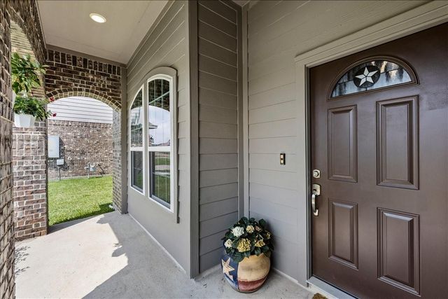 7820 Quartz Lane, Texas City, TX 77591